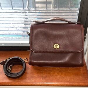 VGUC Vintage Coach Court bag Style #9870 Burgundy or Mahogany leather w/ brass
